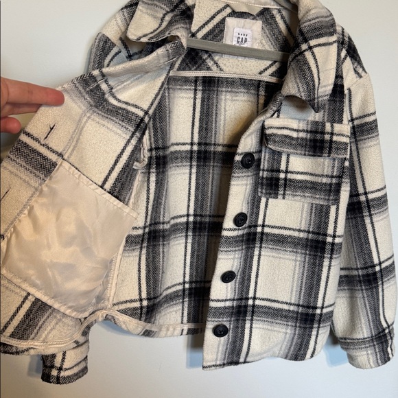 GAP kids Shacket - Picture 9 of 10